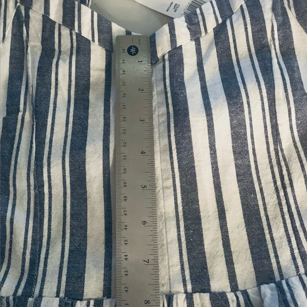 Roxy Women’s Navy and White Striped Dress, XL
85% Cotton, 15 Linen - Picture 15 of 15